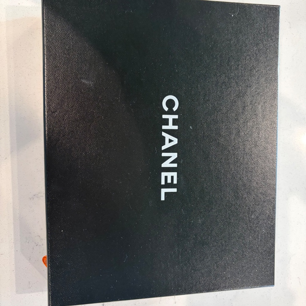 Chanel Black Caviar Leather CC timeless wallet on chain - Picture 6 of 8